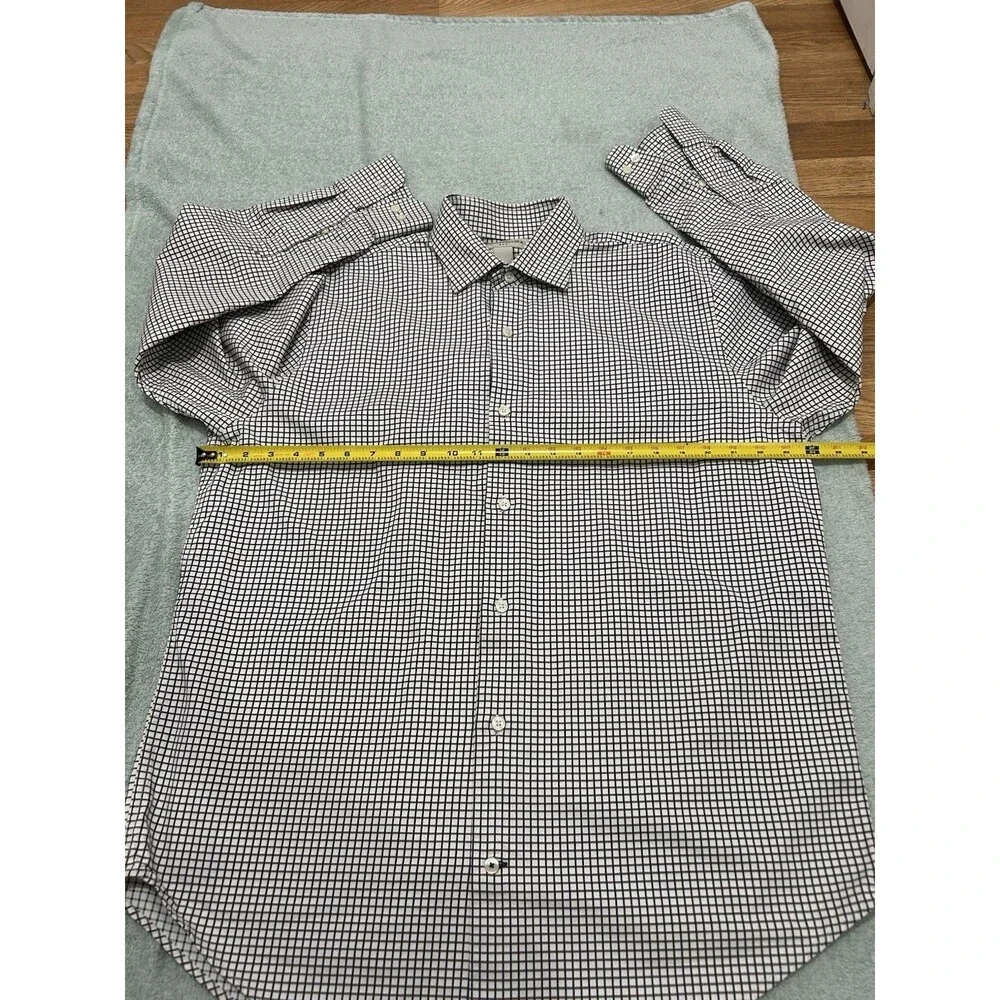 Banana Republic Men’s Large 16-16.5 Cream And Black Check Dress Shirt